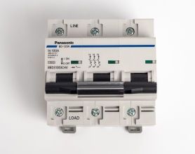 Cầu dao tự động DIN MCB BBD31003CHV