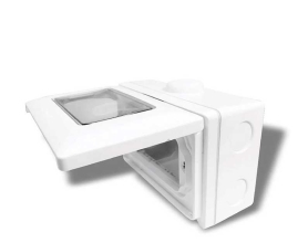 Hộp có nắp che mưa lắp nổi 3 thiết bị Panasonic WEG8973LH-VN