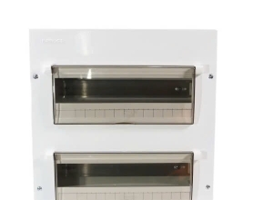 Tủ điện âm tường Nanoco NDP128 vỏ kim loại 20-28 đường