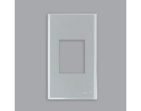 Wide_Mặt các loại WEG680290MW  Mặt dùng cho ổ 3 chấu/MCB 2P màu trắng kim